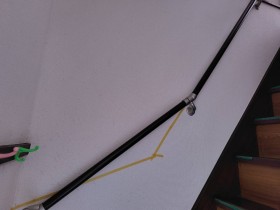 当初の位置に下地が無かったため変更しました