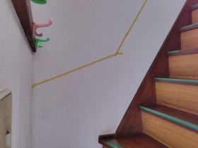 今回は周り階段で位置決めが重要です