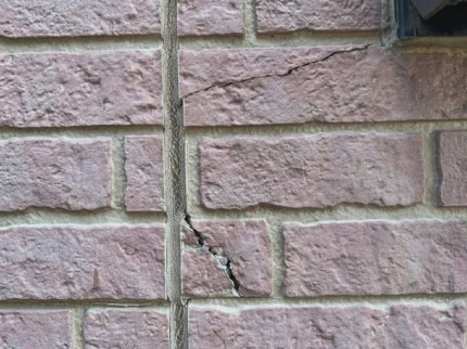 クラック(ひび割れ)