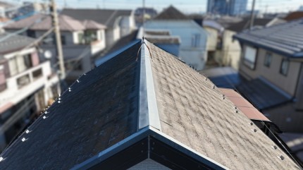 屋根全体のドローン撮影画像