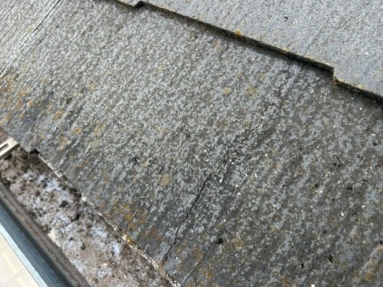 スレート屋根のクラックの様子②