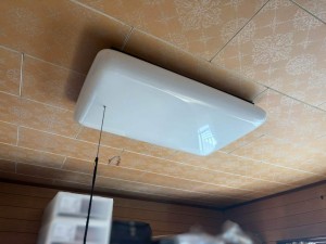 交換前の照明器具