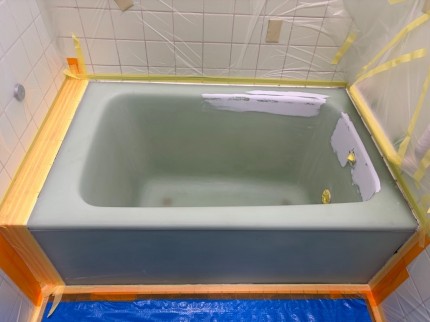 浴槽表面の下地処理