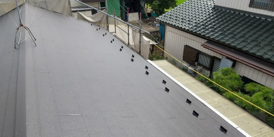屋根カバー工事(イメージ)