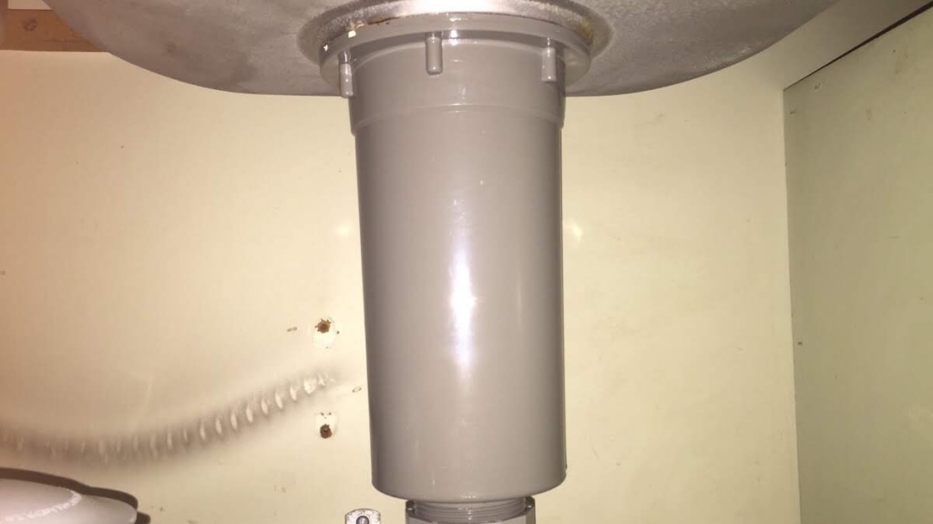 台所のトラブル 台所流し台排水トラップからの水漏れ修理 川越市 リフォーム リノベーション 川合住宅設備