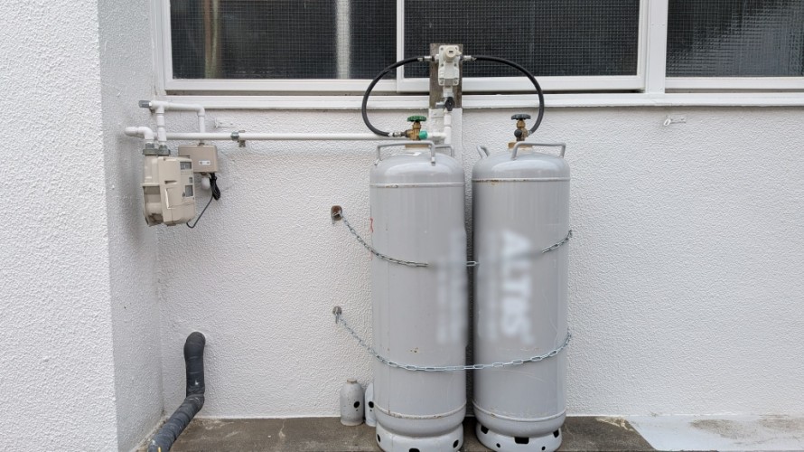 プロパンガスボンベ設置状況