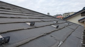 屋根材の剥離状況② 屋根材の剥離状況②