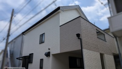 施工後の様子。ベランダ部分を塗り分けました。