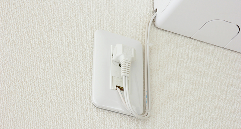 コンセント f30068625efd234d13d43e27ed1b5687